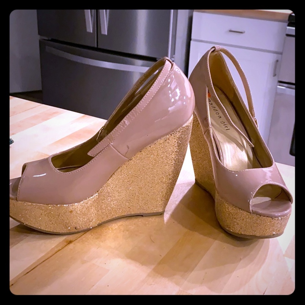 Madden Girl Wedges